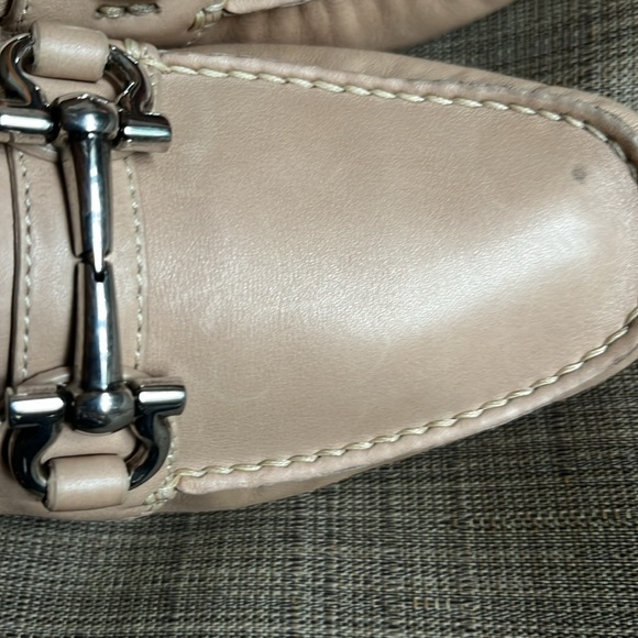 Salvatore Ferragamo Leather Driving Shoes - Flats - Mules Women's ladies Beige - Picture 2 of 4